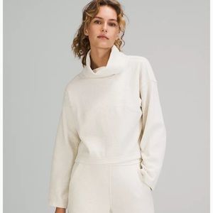 ISO RIBBED FUNNEL NECK PULLOVER